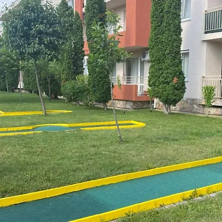 Апартаменти Bratanov Sunny Noks Сонячний Берег