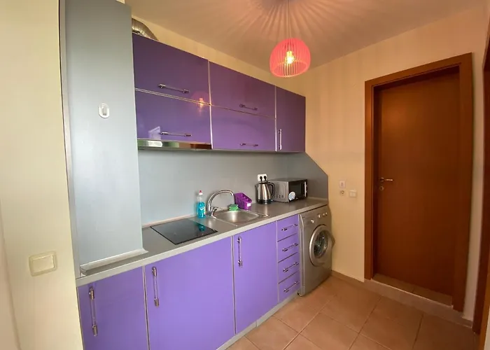 Bratanov Sunny Noks * Сонячний Берег