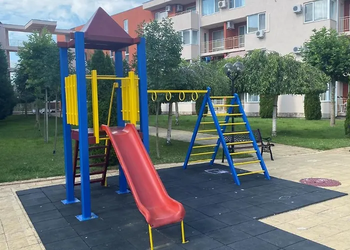 Bratanov Sunny Noks Сонячний Берег