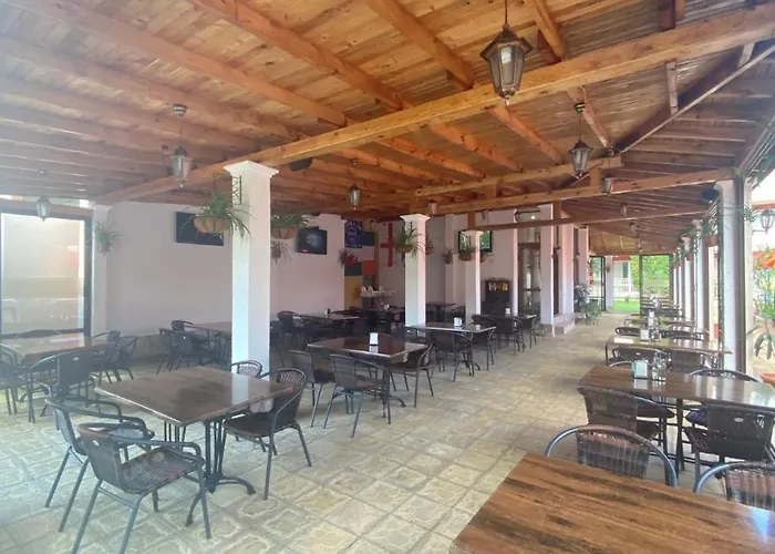 Апартаменти Bratanov Sunny Noks Сонячний Берег