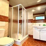 Apartman Bratanov Sunny Noks *