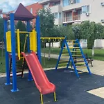 Bratanov Sunny Noks Napospart